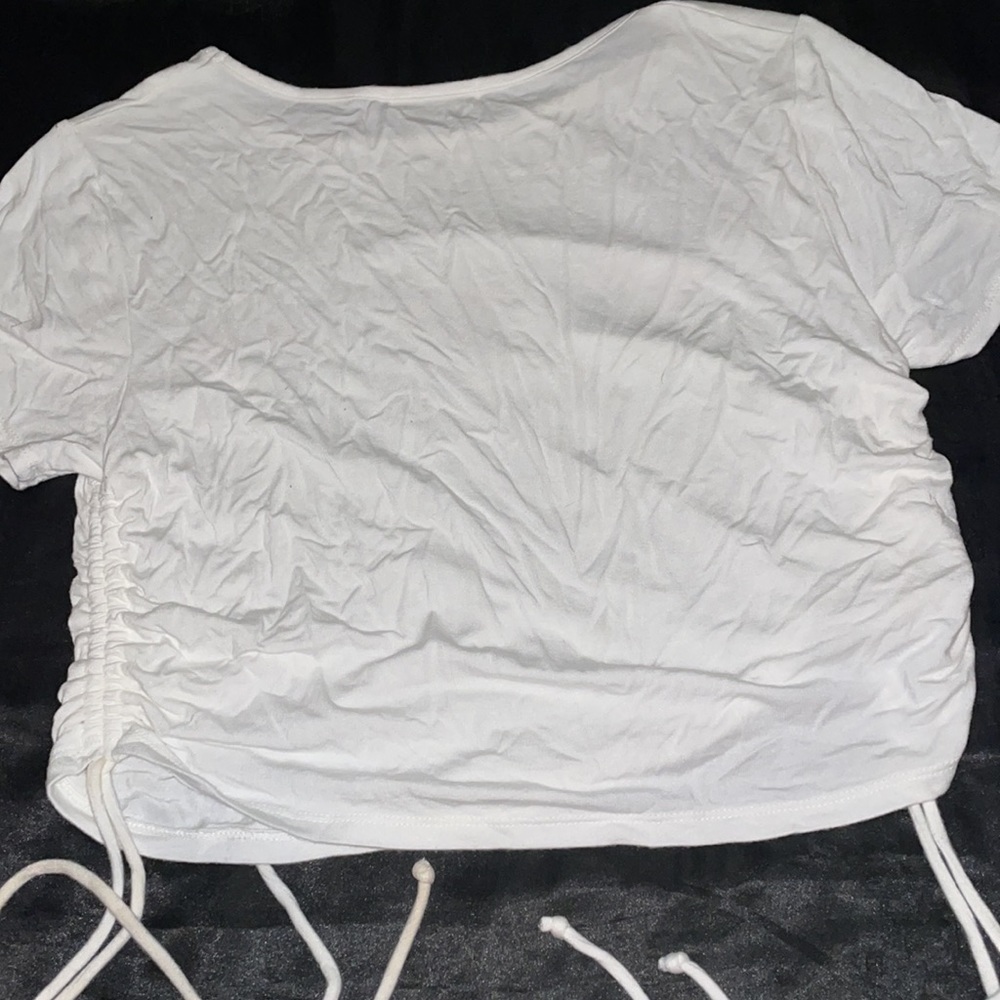 ℬ𝓊𝓉𝓉ℯ𝓇𝒻𝓁𝓎 𝓉ℴ𝓅 🦋 - Picture 2 of 2